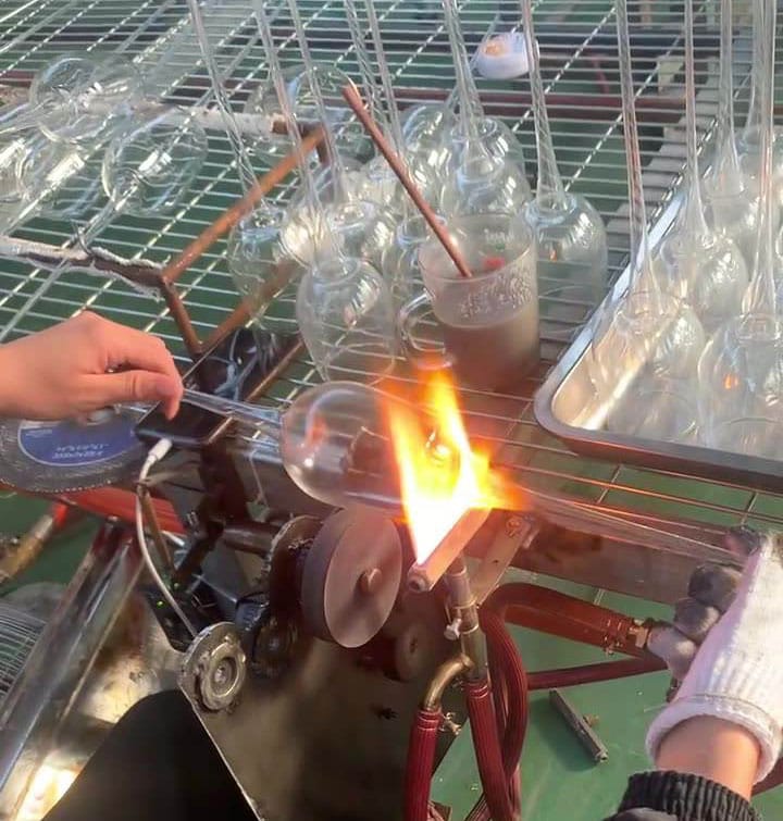 equipment for borosilicate glassblowing