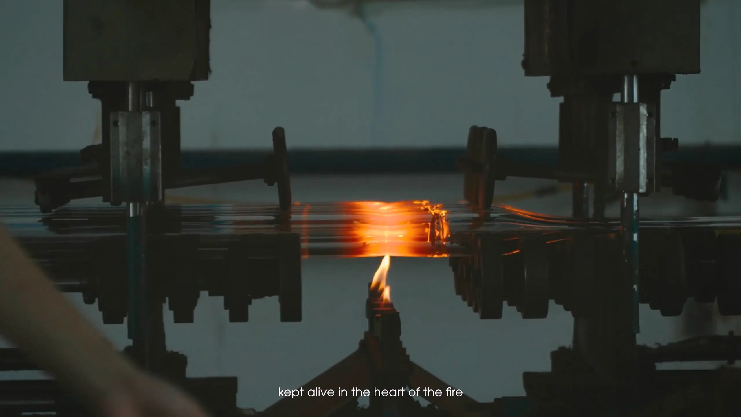 Borosilicate glassmaking furnace
